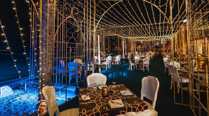 Discover Iftar at Sharq Village and Spa, a Ritz-Carlton Hotel